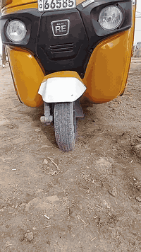 سلام عليكم تكتك واحد وعشرين تكتك نظيفة رقم وسنوية سعر سبعة وبية مجال قليل ،***********
