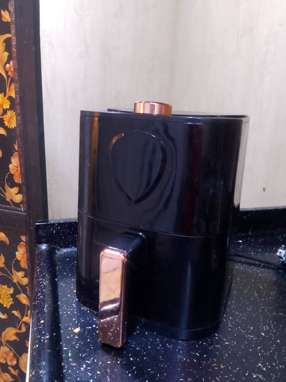 السلام عليكم للبيع كرسي مع ميز والجزامه ب ٣٠ الف مقلايه هوائيه بحاله جيده سعر ٣٥ وبي مجال مكاني بغداد


**إذا كنت صاحب هذا الإعلان وتريد حذفه لأي سبب، رجاءا أرسل رسالة إلى الدعم الفني**