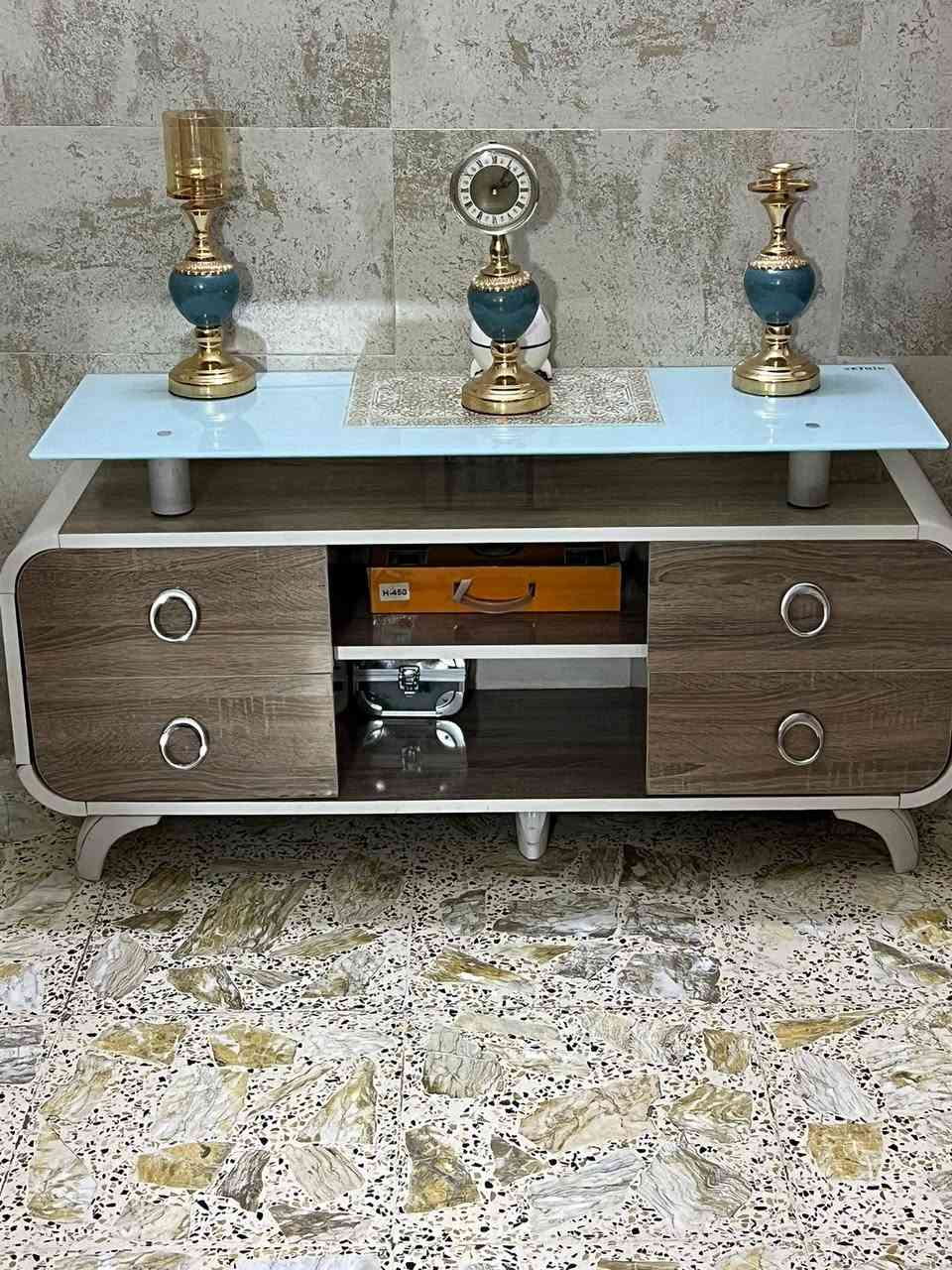 للبيع ميز طعام نظيف جدا السعر 200 يتكبر ويصغر   🌹وميز بلازمه نظيف جدا السعر 40


**إذا كنت صاحب هذا الإعلان وتريد حذفه لأي سبب، رجاءا أرسل رسالة إلى الدعم الفني**