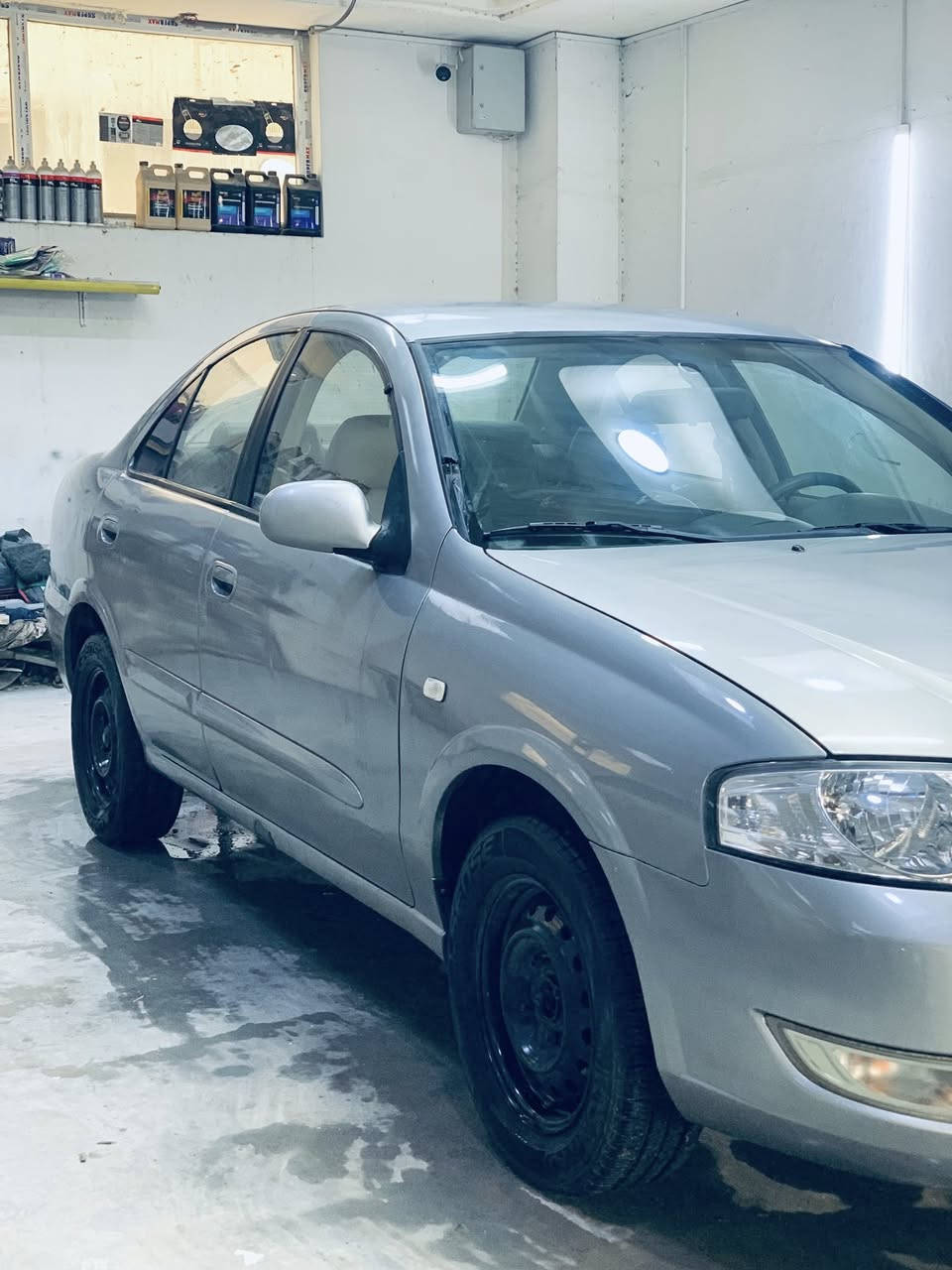 سەنی سامسۆنگ براوە مۆدیل٢٠٠٧گئرومەکینەو تەبریتو سەقفی بەشەرت سەیارەکە بئمەسرەفە ناوزەردە هەتا بلئیت جوانە سعری ٤٧گلا مەعامەلەیە برایانە سەیارەکە تەنیاناو سنوقە کەی یەک تۆز لەحمی هەیە ***********ژم
