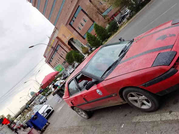 للبيع مازده صرصر 323 كير محرك شرط محرك كسه جديد وكاله تحويل شرط كابون موجود محرك16 نوزلات سنويه خضره 
سياره خير من الله يوميه رايح جاي ل اربيل مكان موصل الايسر السعر 19بيه مجال للشراي وايرمنيه كله شغاله لايت اشاير خلاط كيجات كلو شغال لايت يرفع و ينزل كله شرط اي استفسار ***********
