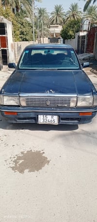 كراون سيدان • ١٩٩٠ • رقم الانبار