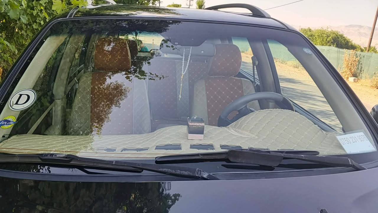 سلام علیکم 
ئەم سەیارەی سانگوینگی شاهانەیە بۆ فرۆشتن 🚙

مەکینەی مارسیدس
ڕەقەم سلێمانی
سەنەوی تازەیە بەناو خۆمانەوەیە
مۆدێل ٢٠١٤  مەکینە نەکراوە 
سڵایدە
بەشەرتی مەکینە و غەرامە
٢٠٠هەزار ڕۆشتووە
یەک بست بۆیاخی نیە 

هەموو زانیاریکم نوسیوە تەنها بۆ نرخ و مەعمەلە پەیوەندی بکەن . 

تێبینی  ـ تەنها جوابی تەلە فون دەدرێتەوە 
*********** السليمانية, العراق
