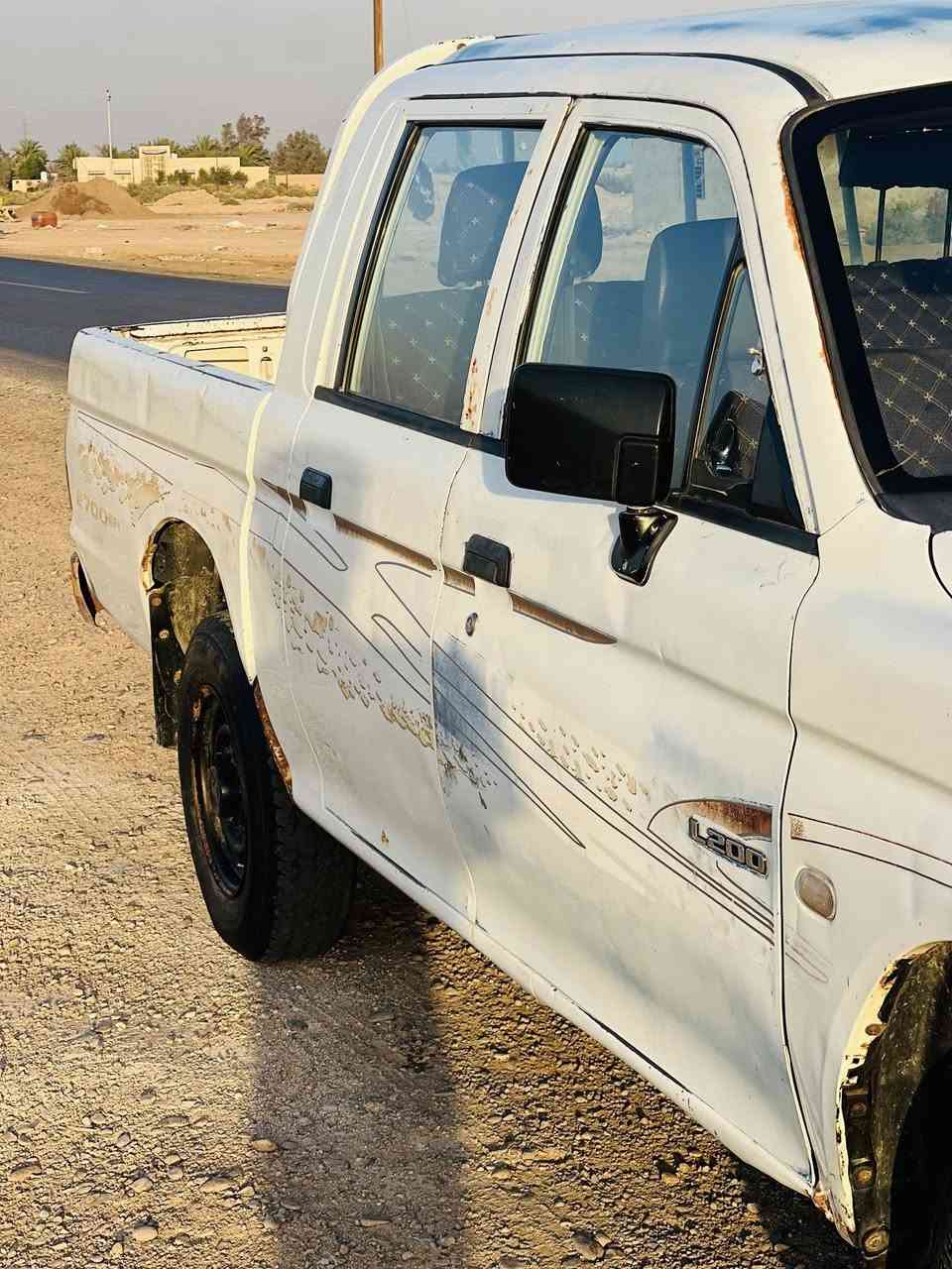 سلام عليكم مسي بوشن موديل2004مكينة وصدر كفالة تخم تواير تبريد عوزة كمبريسر لمو شراي لا يتعبني ***********
