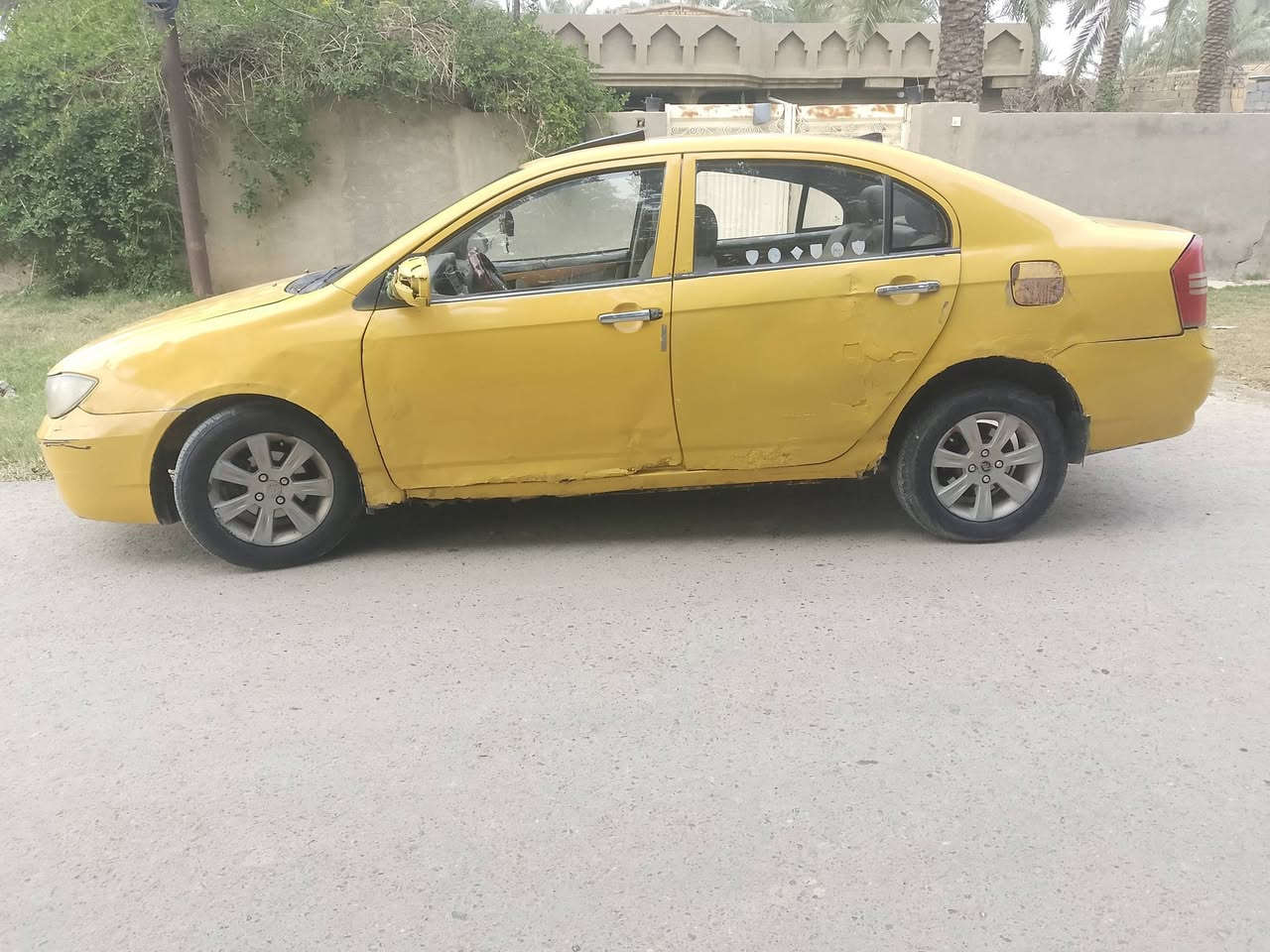 ليفان موديل 11 بغداد تحويل مباشر مصفره هيئه و غرامات محوره كورلا اوتماتيك  كير و مكينه نظاف صدر نظيف بدون ضربه سياره جاهزه بيها نواقص بسيطه السعر 20 مكاني بغداد المدائن ***********
