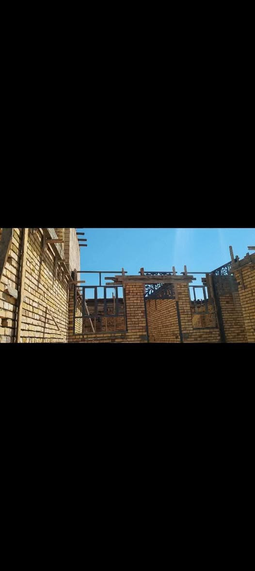 السلام عليكم . 
يوجد كادر خباطه لتسليطة السطوح   ونجاره وحداده وصب بيوت من الداخل وتنضيف بيوت وحدل وتربيع بأسعار مناسبه وشغل نضيف ومرتب يرضي الله 
        مراسله الصفحه او الاتصال ‏‪***********
