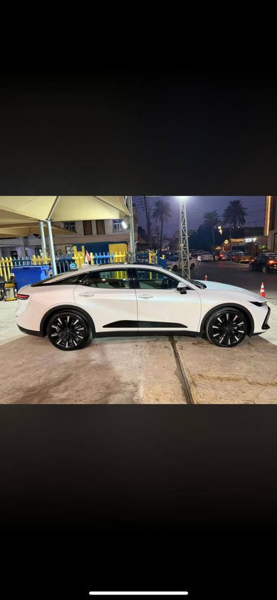 السلام عليكم 
للبيع او مراوس
كراون ماجستا فول مواصفات 
موديل 2023 
اعلى فئة 5 كامرات وداتا شو بوب شفط وبردة خلفية كهرباء وكراسي تدفئة وتبريد وكل الكراسي كهرباء حتى الخلفيات معروفة موصفات الماجستا 
ماشية 54 الف كيلو حقيقي ومن الزيرو لليوم عندي 
مكفولة كفالة عامة عدا اصبع واحد pdr بالجاملغ الامامي والباقي كفالة 
والمحرك مفتوح فقط 
رقم بغداد الجديد وبأسمي تحويل مباشر 
السعر اتصل 
مكان السيارة بغداد 
للاستفسار
‏‪0776 587 2579‬‏

Auto Park/
اوتو بارك
