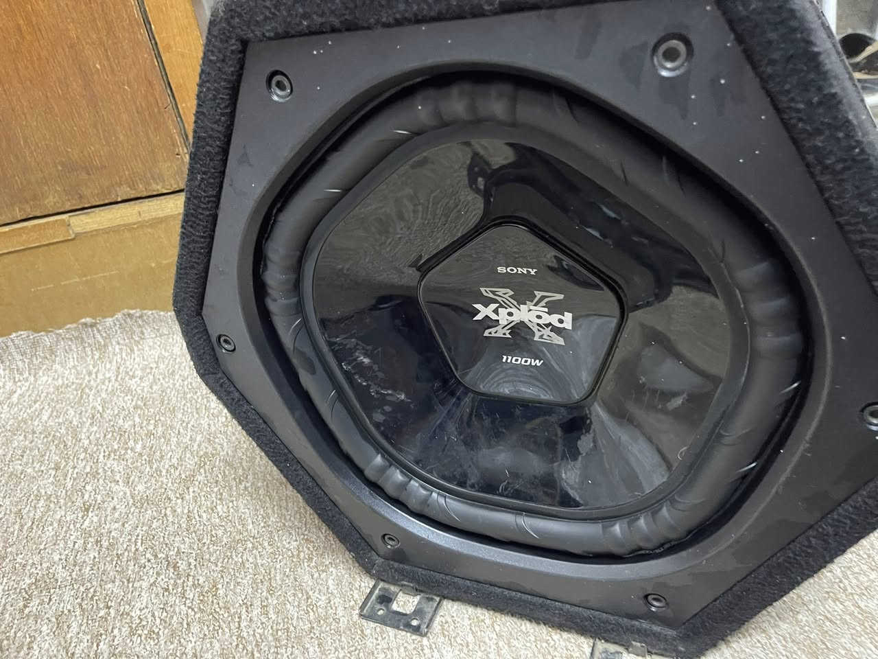 سلام عليكم مره خصت الادمن …..

دمام اكس بلود الاصلي الاصلي 👌

الصوت اله يكسر الجام ❌
السماعه 11000W 🔊
والامبي فاسر 12000W🔊

بلادي وانطي ضمان لاداخل تصليح وع الشد 🦾
مكاني الشعب 
*********** السعر 300 الف
