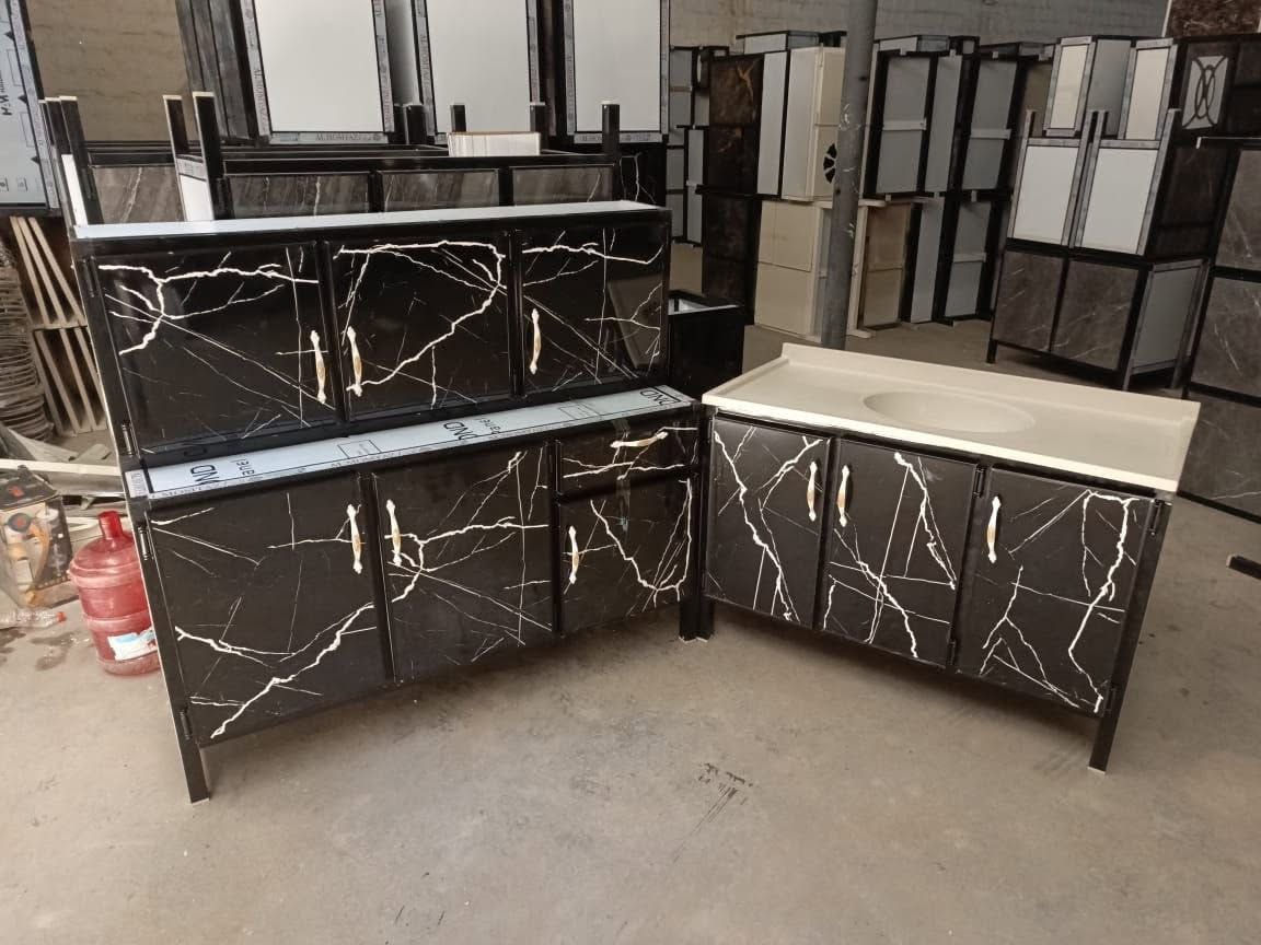 #تحديث #مطبخكِ يبدأ من هنا! 🏠💎 #كاونترات (ألمنيوم + MDF) بنقشات وألوان براقه وبأسعار تنافسية تناسب ميزانيتكم. متوفر موديلات وقياسات المنيوم وخشب MDfايضا راسلونه متوفر خدمه توصيل #بغداد #بابل #النجف #كربلاء #الحلة #النجف_الأشرف #كربلاء_المقدسة #أثاث_بغداد #المنصور #الكرادة


**إذا كنت صاحب هذا الإعلان وتريد حذفه لأي سبب، رجاءا أرسل رسالة إلى الدعم الفني**