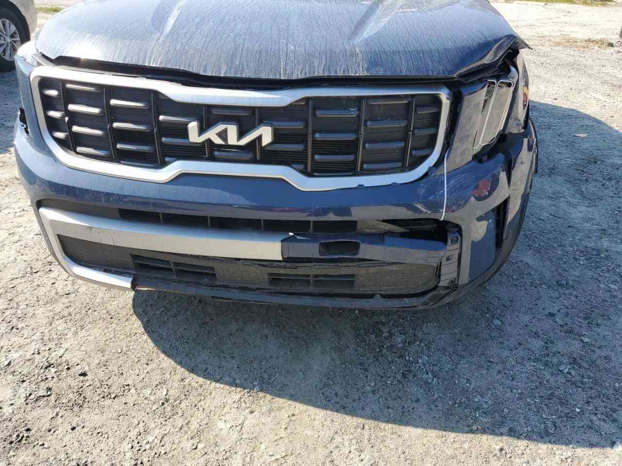 كيا تولرايد موديل 2023 رقم بغداد فول المواصفات بصمه شاشةمنتصل  كامره تبريد تدفئه 
فتحه سقف  وبيه بعد مواصفات حادث خفيف 
السعر ب 270وبيه مجال الطيبين
التواصل انتصال على الرقم
***********
مكلف بلنشر انتصل على الرقم وشوفه راعيه
