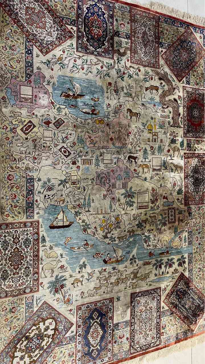 سجادة ايراني ممضية قم محتشم صادق داودي خريطة ايران التاريخية انتيك حرير طبيعي بيور 100 عقدة يدوي مقاس 2,25m*1,50m 
كل خيط فيها يعكس تاريخاً عريقا وذوقا ارستقراطيا لا يقدرة إلا عشاق القطع النادرة لمن يبحث عن التميز الحقيقي هذة السجادة صنعت لتكون واحدة فقط لا تتكرر 🪢
https://www.facebook.com/share/183ENmfcs4/?mibextid=wwXIfr المنصورة, الدقهلية


**إذا كنت صاحب هذا الإعلان وتريد حذفه لأي سبب، رجاءا أرسل رسالة إلى الدعم الفني**