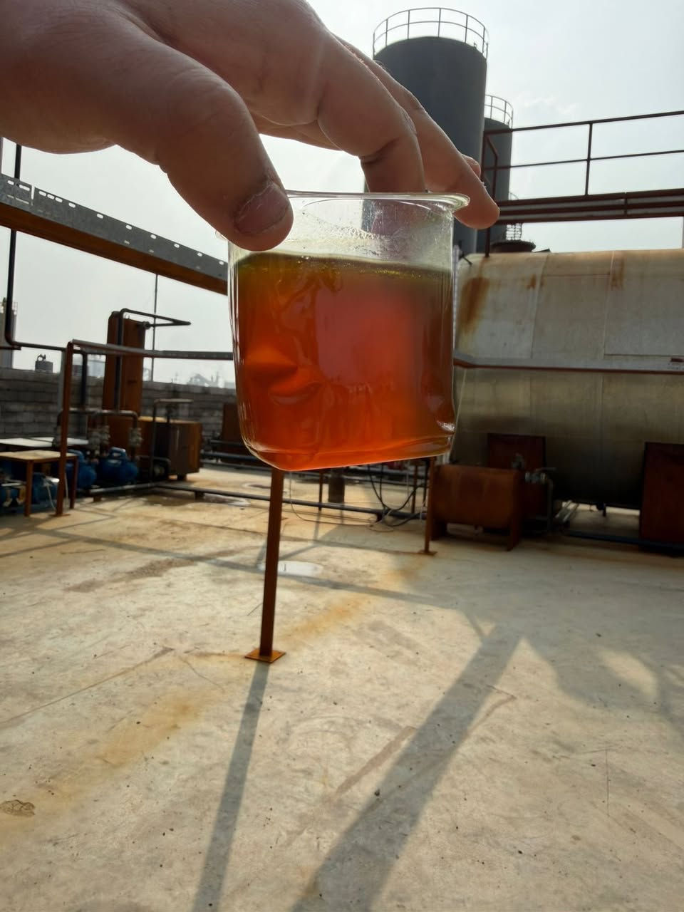 تجهيز مباشر من المعمل متوفر كاز منتوج بكميات مفتوحة اصفر خفيف واحمر خفيف واصل بغداد رقم المبيعات ***********
