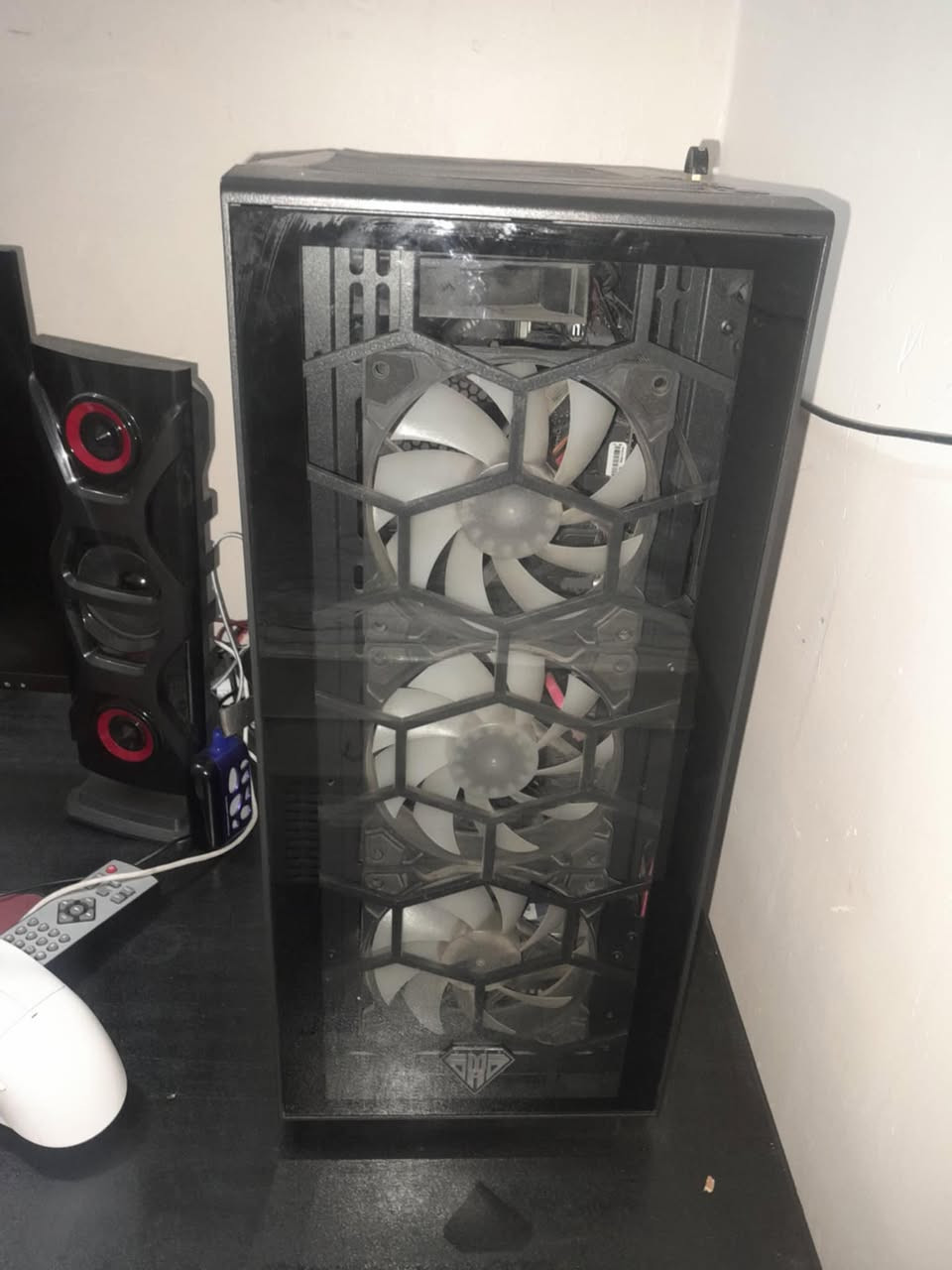السلام عليكم PC للبيع
Cpu : i5-14400F
Ram : 32G / 3200 Corsair
Gpu : 3060 ti
Mb : ASUS Prime B760 ddr4
750W Bronze
Ssd m.2 :512 + HHD 1t +HHD 512g
‎وماوس Attack Shark• 
كيبورد• 
شاشة حجم24
السعر (( مليون و200 ))


**إذا كنت صاحب هذا الإعلان وتريد حذفه لأي سبب، رجاءا أرسل رسالة إلى الدعم الفني**