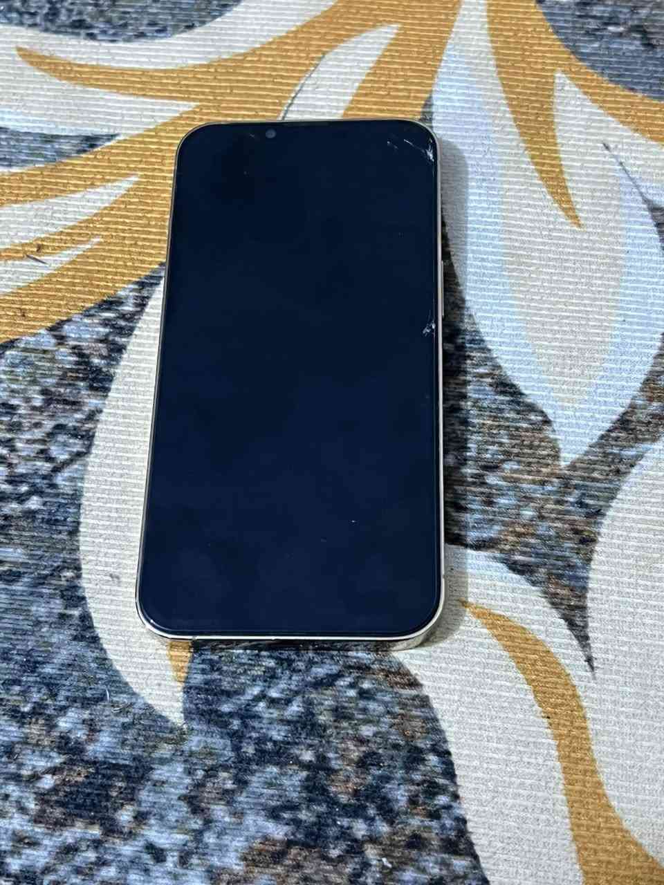 سلام عليكم ايفون 📱 برو 13 البيع سعر خاص مكاني عماره رقمي ***********

