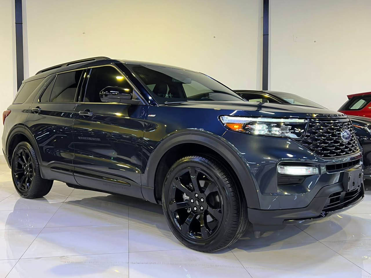 النوع : فورد اكسبلورر 

الفئه : ST line 4WD

الموديل : 2022

حجم المحرك : 4 سلندر 2300cc توربو 

كير بوكس : 10 سرعات

اللون : نيلي (( حبري ))

العداد : 46 الف مايل فقط 

الضرر : قبغ الصندوق فقط 

الأيرباكات : سليمه 100% 

المواصفات :
- دفع رباعي للعجلات 4WD
- كامرات 360 درجه ( كامرا اماميه و خلفيه و جوانب)
- تدفئة  كشنات اماميه 
- هيتر ستيرن 
‏Auto hold 
نظام المساعده على المنحدرات
رادارات اماميه و خلفيه و جانبيه 
تحديد مسار 
كشنات جلد مع قماش كنتارا 
تحكم كهرباء الكشنات الاماميه
مناخ منفصل للتبريد و التدفئه
شحن تلفون لاسلكي
نظام قفل passcode من خلال باب السائق 
أضوية ترحيب جانبيه 
مرآة جانبيه كهربائيه 
نظام سستم السماعات Bang&Olufsen
‏Electric brake 
صندوق كهربائي
حساسات خلفيه
بصمة تشغيل
بصمات أبواب 
تشغيل عن بعد 
7 وضعيات قياده
مغلفه ppf بالكامل
للاستفسار ع الأرقام التاليه 

*********** للاتصال

*********** واتساب موصل, نينوى
