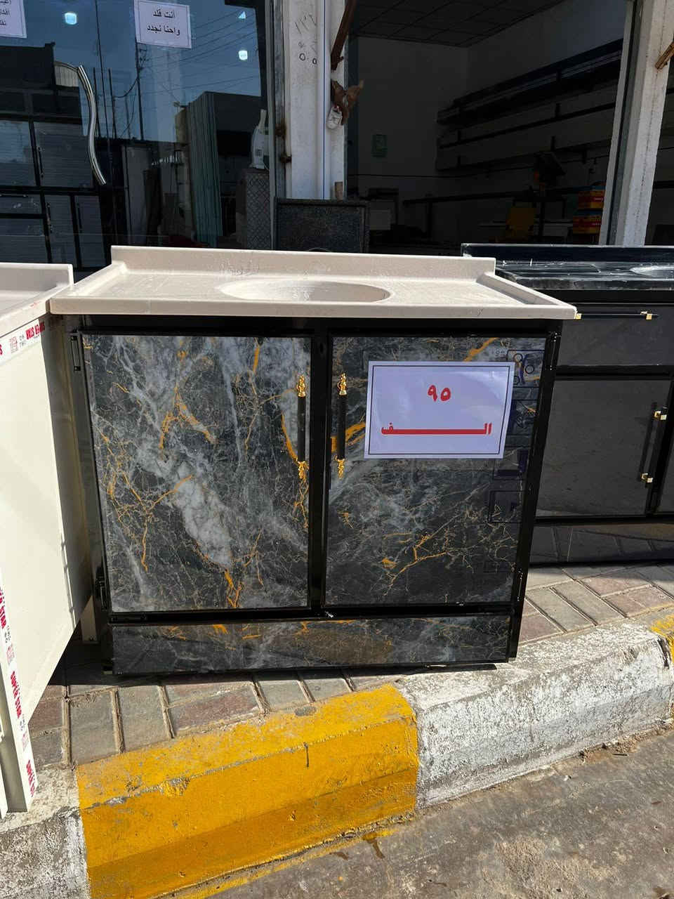 كاونترات مختلف القياسات وبأنسب الأسعار
وسنكات مختلف القياسات وبأنسب الأسعار
جمله ومفرد
حطاطه نظام بنل حجل قلاب
الاستفسار عل خاص


**إذا كنت صاحب هذا الإعلان وتريد حذفه لأي سبب، رجاءا أرسل رسالة إلى الدعم الفني**