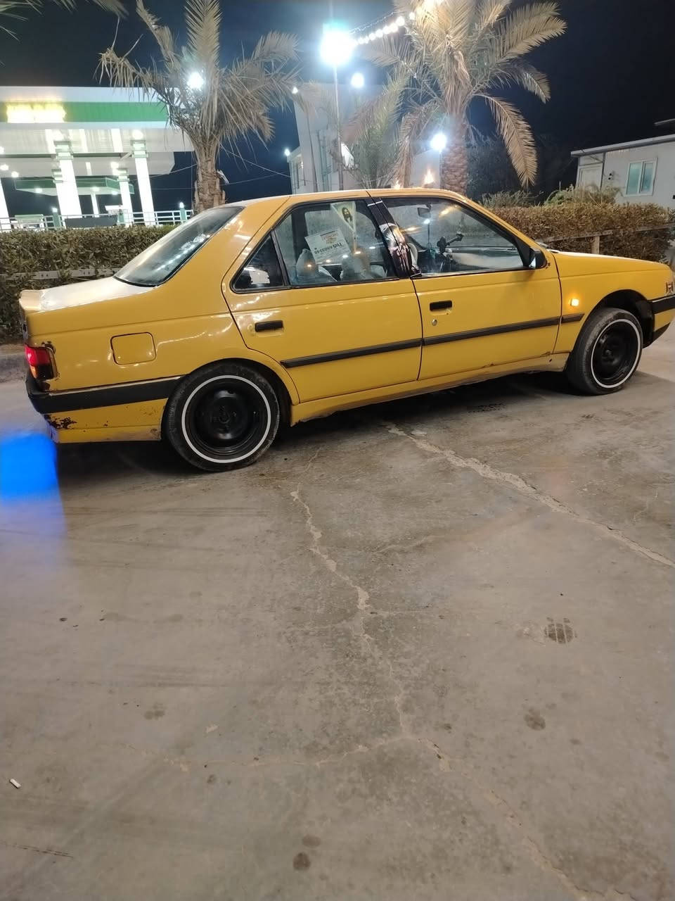 سلام عليكم بيجو 45 مكينه وكير كارتون حدايه تخم جديد غرفه جديده تخم تايرات ابو الخطه سياره ماعايزه اي شي راعيه موجود السعر 28 وبيه مجال مكاني مشخاب الشراي يتصل هاذه رقمي ***********
