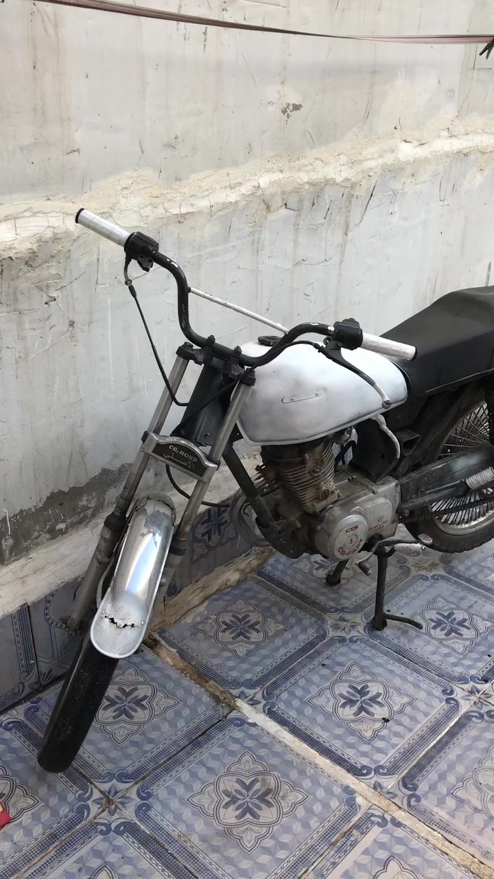 سلام عليكم بارت عيتاني خمس تسعات فوال مكينه نقطه صوط ما بيه ماطور كدام العين ويل اخو الجديد كبرتر جديد ولفات رابيدو  كزوز عالي ابو فصلات ماطور نضيف بيع مستعجل عليه السعر 200 بي مجال رجانا مو شراي لا يراسل عنوان ايسر موصل


**إذا كنت صاحب هذا الإعلان وتريد حذفه لأي سبب، رجاءا أرسل رسالة إلى الدعم الفني**