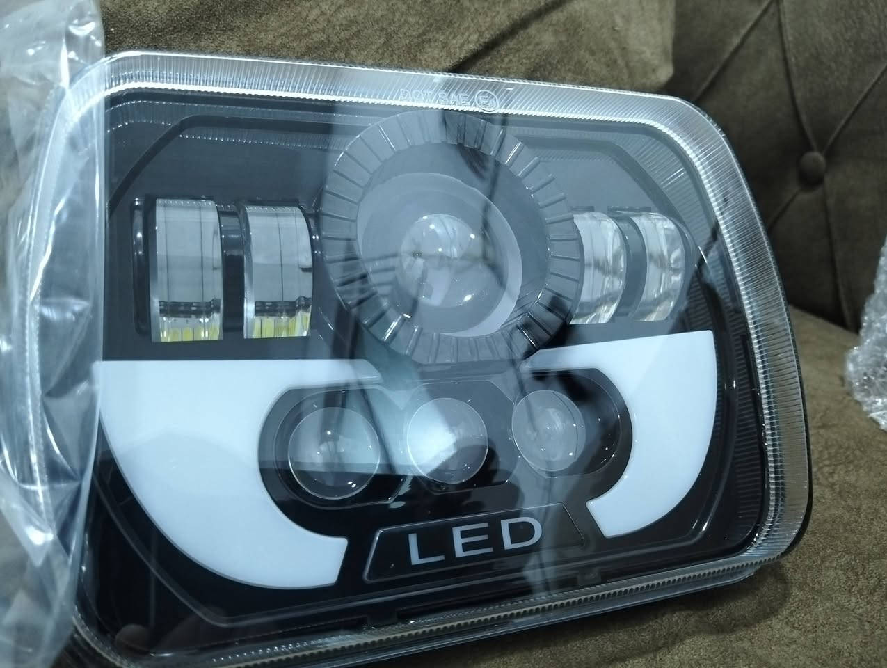 ليد شخاطه موجود توصل
سعر 55 الف ويا توصيل بدون معامله


**إذا كنت صاحب هذا الإعلان وتريد حذفه لأي سبب، رجاءا أرسل رسالة إلى الدعم الفني**