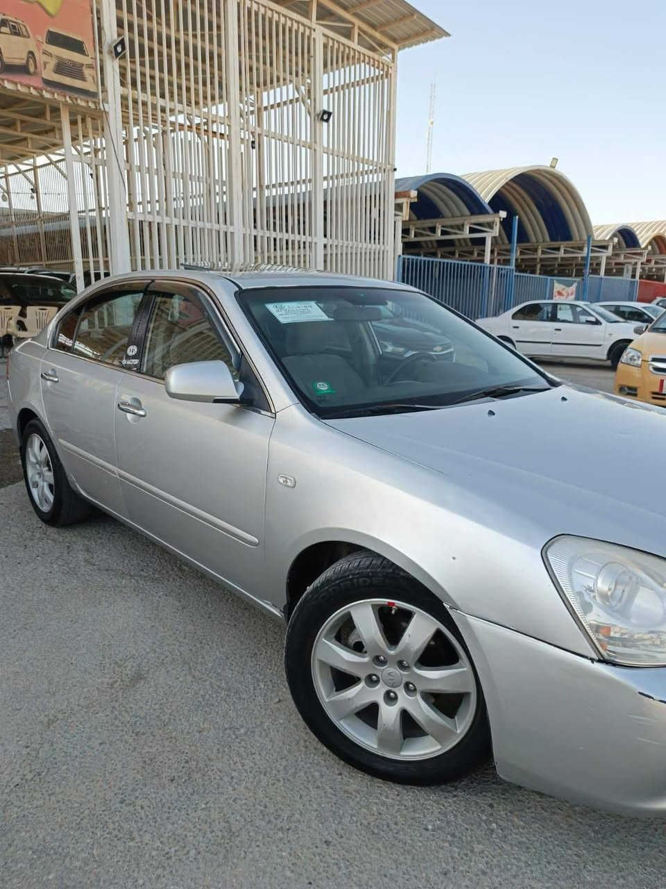 السلام عليكم 
اوبتيما 2008 خليجي 
فول مواصفات 1/1 
شاشه جبيره 
فتحه 
داخل رصاصي 
السياره بيها 3 قطع صبغ 
السعر 77 وبيها مجال 
مكان السياره النجف الاشرف
للاستفسار ***********
