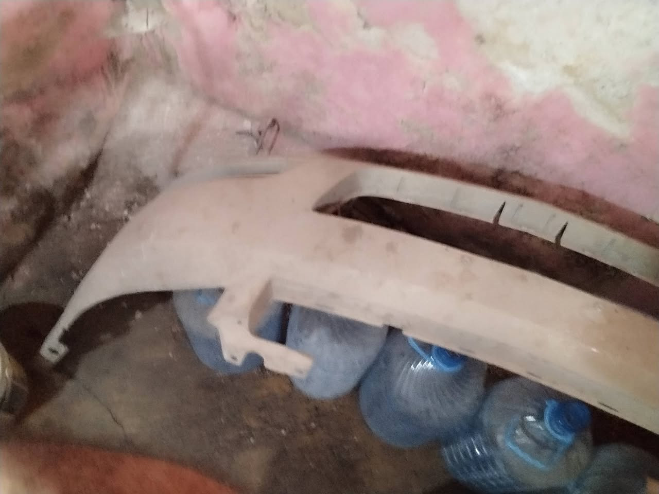 سلام عليكم ابواب مع دعاميه مع بطانه مع بور استيرن مع فلنجه اماميه امباله للبيع الشراي يتصل /***********/***********/ واتساب
