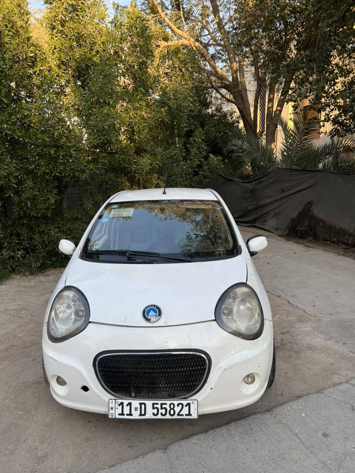 جيلي باندا الموديل 2012 رقم بغداد انكليزي
هزة وسنوية جدد كير ومحرك مكفول بيها طخطخات بل كشر مال بنية موضحة بل صور سعرها 35    مكاني بغداد 
رقم هاتف ***********
