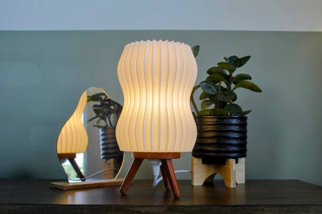 ليد دائري 
للتيبل لامب و مشاريع الطباعة ثلاثية الابعاد
قياس ستندر نفس المستخدم بالاشكال المعروضة و نفس المستخدم بباقي مشاريع الطباعة المعروفة 
القطعة ب5 جملة و مفرد نفس السعر


**إذا كنت صاحب هذا الإعلان وتريد حذفه لأي سبب، رجاءا أرسل رسالة إلى الدعم الفني**