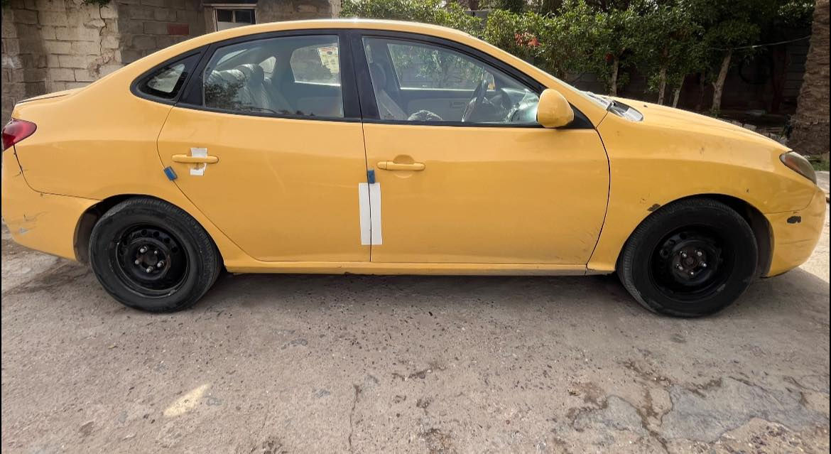 السلام عليكم النترا ٢٠٠٨ رقم بغداد انكليزي حادثها بالصندوك ،
ويمي مبدل جاملغ امامي مكينه ٢٠٠٠ دوش مكينه وكير مكفولات تخم تاير جديد بيها طخات خفيفه تبريد شغال مصفره هيئه وغرامات سنويه ٢٠٢٨ تحويل ثاني يوم مكاني بغداد الدوره السعر ٩٠ وبيها مجال

للتواصل ‭٠٧٩٠ ٢٥٨ ٨٥٧٢‬
