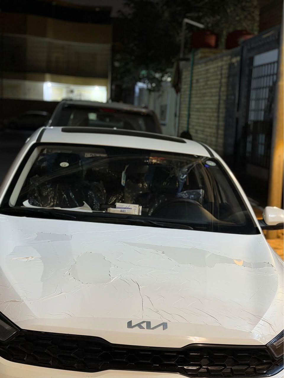 السلام عليكم ورحمة الله وبركاته فول مواصفات ١/١
كيا سيراتو او كيا k3   وارد خليجي السيارة جديدة بمعنى الكلمة  موديل 2024 
كفالة كير مكينة  ودواخل  وبدي كفاله ما عدا كارت في البنيد
وبارد بتقنية الـ pdr في الصندوق الخلفي
باقي السيارة كفاله من الرصعة والشخط 
السيارة بالواقع احلى من الصور بهواي
مواصفات السيارة 
لد امامي
لد خلفي متصل
حساس امامي في الدعامية
حساس خلفي في الدعامية 
رادار امامي
رادار خلفي
رادار جوانب 
مري كهرباء + شفط 
شاشة كبيرة 
شفتات استيرن 
كشنات جلد
تبريد كشنات
تدفىة كشنات 
كشنات كهرباء
فتحة سقف سلايد  روم
تبريد خلفي 
تحديد مسار 
تحكم استيرن
عدد الاربكات 8
السيارة بيها هواي مواصفات بعد
السيارة جديدة بمعنى الكلمة  حتى الدوس البلاد مامستخدمة في الكيس بالصندوك 
كتلوكات الشركة موجودة 
مكينة 1600 دبل نوزل دوش  المرغوبة
كير AT المرغوب
مكان السيارة البصرة ياسين خريبط 
السعر 135 بيها مجال حك الجيه 
رقم الهاتف *********** البصرة, العراق
