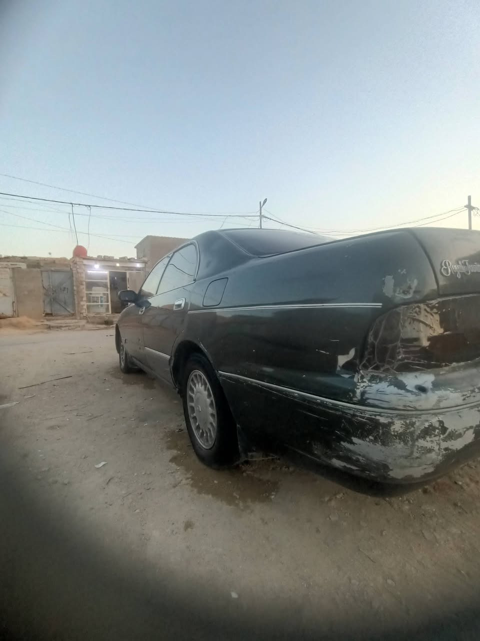 السلام عليكم للبيع واراوس بطه متصل رقمه واسط الماني أليف مشروع وطني السيارة بسمي باتري جديد حدادي نص عمر شواصي نضيفه سنويه ساقطه بل 24 مكينة وكير واكسن راس الثور فيشه وحد تبريد ثلج تدفه السيارة يرادله صبغ بس مكفول من الكص ونقل الجثه بيه ضربه بيبان وجاملغ الكدام مكان السياره نجف تريد وكاله تريد مداور ثاني يوم السعر 30 وبيه مجال بسيط الرقم***********
