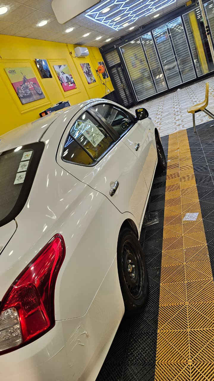 نيسان صني للبيع سياره نضيفه مابيهه شي ماعده ضربه بالصندوق موضحه بالصوره ودحجه بالجاملق الوره صفحه السايق داحجها ابو دراجه شحن مديل 2024 الشكل الجديد شباك ابو نحله سعر 125 ورقه ماشيه 44 الف  العنوان ابو الخصيب حمدان هاتف  ***********
