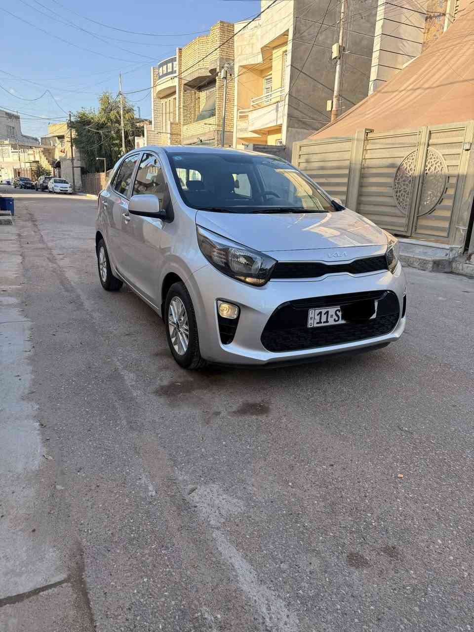 السلام عليكم
للبـيـع

 كيا بيكانتو 2023 خليجي  

كفالة عامة ماشية14  الف 

مواصفات 

محرك DOCH المرغوب 4 سلندر   

تحكم ستيرن جهتين  

4 جام كهرباء 

بلوجكتر امامي

شاشة 

كامرة دوارة 

لد نهاري

ويل كب 

مانع انزلاق

 حساس اطارات

مري كهرباء 

سويج عدد 2 

‏AUX و USB

 بلوتوث وحاكية تليفون   الاتصال ‭٠٧٧١ ٣٦٨ ٨٠٦٩‬ السعر. ١٢٥ وبيها مجال    عنوان بغداد حي العلام
