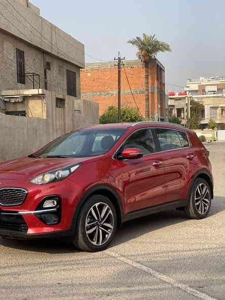 سلام عليكم 
كيا سبورتج 2020 خليجي 
سياره مكفوله كفاله عامه غير بـس بارد على كد شبر باب السكن 
رقم بغداد الجديد 
مواصفاتها 
-شاشه كبيره 
-كامره دواره 
-فول تحكم ستيرن 
-داخل عسلي 
-حساسات خلفيه 
-حساسات خلفيه 
-اشاير بلمري 
-قطعتين تبريد 
وبعد بيها هواي مواصفات معروفه 
رايدها ب189 
مكاني بغداد صليخ ال600
إჂ̤ ستفسار ***********
