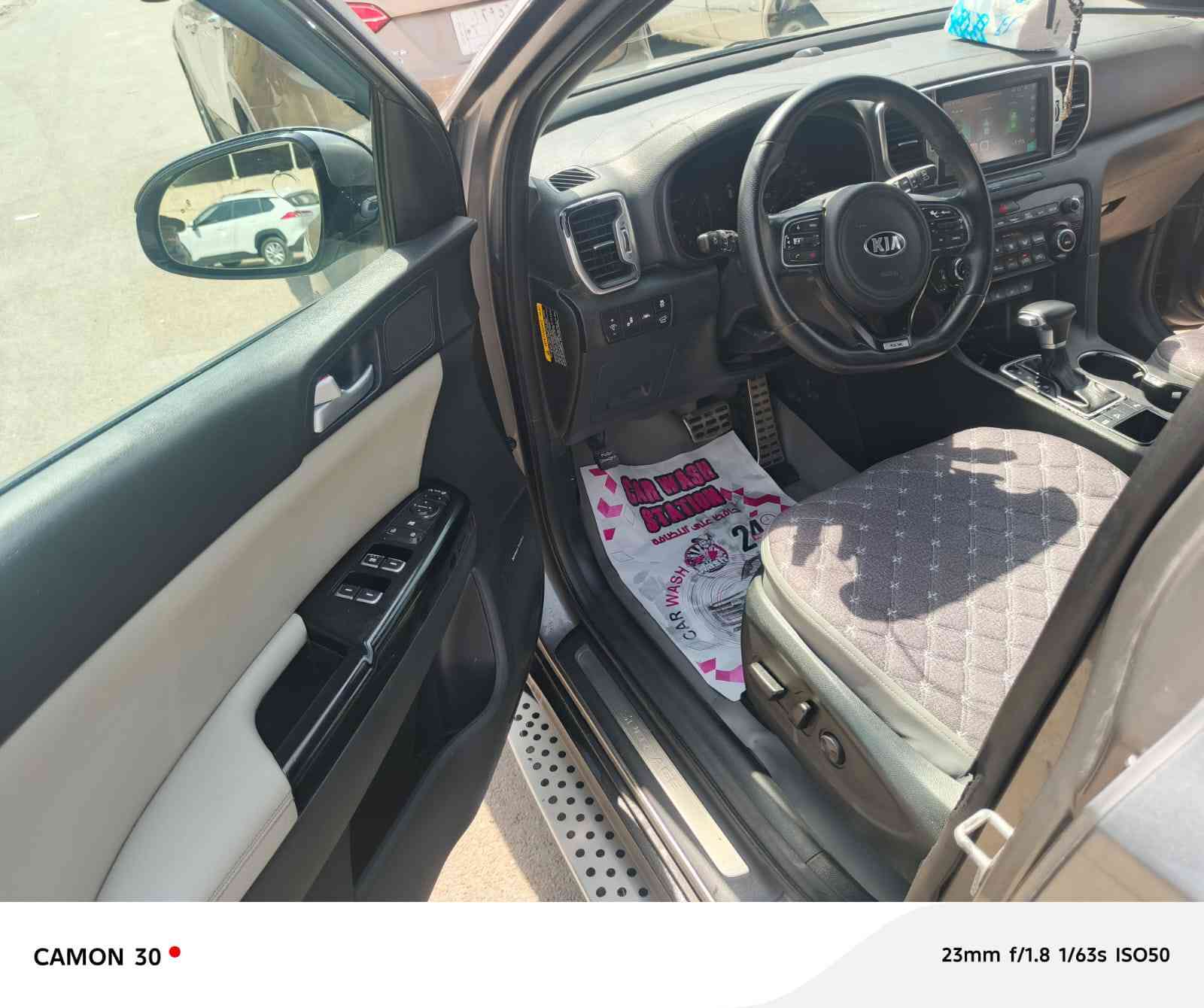 سلام عليكم كيه سبورتج موديل 2017
فول مواصفات وارد امريكي ماشيه ٧٦ الف السعر 125$)) ***********مكان سياره مدينه الصدر
