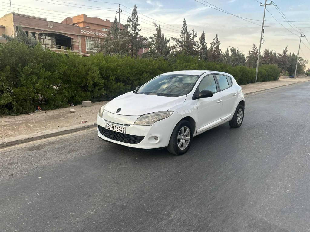 رینو مکیان2012
کیرتوماتیک مکینە16زنجیر
تەنیا بونیت سبوغ هەندیک ساردی هەیە
رقم تازەیە سنوی2024
سعر53گەلاو مجال
ژمارە موبایل***********
عربــــــــــی 
رینومیکان 2012
کیرتوماتیک محرک16زنجیر
فقط بونت سبوغ بیە شویە بارد
رقم جدید سنوی 2024
سعر 53مجال بسیط
رقم هاتف***********وتساب موجود أربيل, العراق
