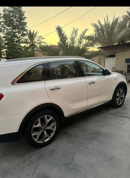 السلام عليكم سورنتو موديل ١٦ مكفوله من كل النواحي ٦ سلندر ٧ راكب  ٣ قطع تبريد السنويه بسمي   السياره ماشيه ٩٤ الف سعره ٢٢٠ ورقه المكان تقاطع الشاعوره 
***********
