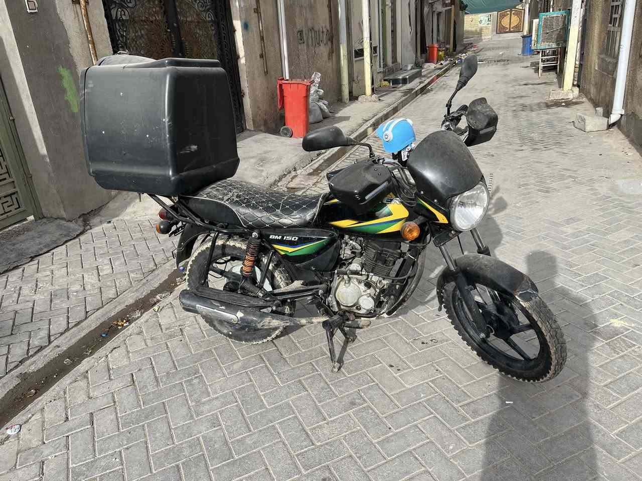 سلام عليكم بوكسر موديل 22 نضيفة مرقمة بغداد رقم نكليزي اي سفسار هاذ ***********
