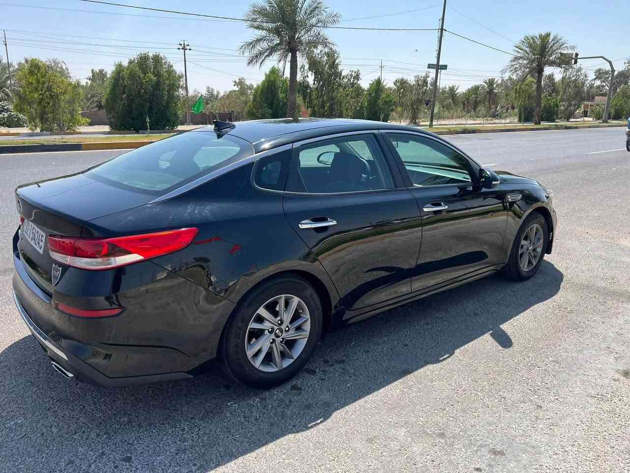 اوبتميا 2019 
حادثها خشم البنيد بدون دواخل  سيارة كاملة 
مابيها اي نقص 
رقم اربيل باسمي 

تحكمات ستيرن ، كامرا حساسات رادار امامي جاني تحديد مسار تثبيت سرعه  كار بلي شاشه كبيرة  كله محسن 
حادثها بسيط كلش ومصلح نفسه كلها مكفول
سعر 129 وبيها مجال بسيط
***********

