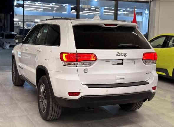 سلا عليكم جيب لاريدو 2018خليجيه لون ابيض رقم اربيل ماشيه56الف سياره جديده ومكفوله من كلشي وصور گبالكم وابيعلك شرط الفحص سياره جديده مكاني ميسان قضاء الميمونه للاستفسار اكثر اتصل***********
