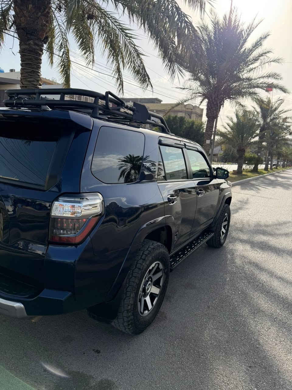السلام عليكم 
موديل : 2022
TOYOTA  4RUNNER TRD Off Road 2022
~ تويوتا 4 رنر  لون نيلي كحلي 
~ وارد أمريكا  
~ محرك 6 سلندر  / V6 
~ مواصفات  TRD Off Road Prenium
~فول مواصفات 1/1
~فتحة ( سيلايت)
~بصمة 
~ دبل أكسل ( 4*4)
~ شاشة كبير  
~   كاميرة خلفية
~ كشن  جلدة كهربائية 
~ داخل اسود 
~تحديد سرعة 
~نظام ECO
~ حجم تايرات١٧ ويل بيلادي 
~ (  5 ) خمسة راكب 
~ ماشي 23 الف  ميل
~ سيارة بيها  
~ ايرباك ستيرن بردة طاكة 
~سيارة رقم بغداد باسمي تحويل ثاني يوم 
~ رقم شاصي  موجود في المنشور 
السياره بدون صبغ فقط بارد بدايه الجاملغ 

واتساب     : ***********
تلفون 📞 :***********

