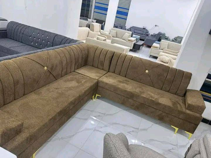 موديل السفينه
الدقه والامان  كل هذا وبأنسب الاسعار 🥳🥳🥳
ديوان ستندر 10 مقاعد ب 325.مع كوشات عدد 4هديه
 شغل مضبوط مع ضمان سنه  
قماش قديفه جكور 
الهيكل چام روسي
الضهر  مضغوط
المقعد بلوك فقط 
رجل عظم عاج ورده ذهبي

المتر 60

#ديوان  10 مقاعد ب 325
............................................

قياس المقعد 50صافي و 70لحد الحايط 

 بالنسبه للقياسات الخاصه
#سعر المتر 65الف للمتر الواحد

#الاضافات
رجل نيكل 15

#اذا كان الطلب بلوك بلاويد للضهر والصفاح بدل المضغوط اضافه 100 الف 

#سعر كوشات الوحده 2500
#طبله ب 25 الف قياس 40/40

#التوصيل داخل بغداد مجاني 
اطراف بغداد 15 

توصيل محافضات   القريبه 25 

سماوه ناصريه عماره 35 

بصره مركز 75

مده التوصيل  بغداد   ثاني يوم محافظات  4ايام
لايباع اقل من 5امتار

قماش صوره يعني شنو بلصوره يوصل للزبون بدون اضافه  
الاضافه تكون بس للرجل


**إذا كنت صاحب هذا الإعلان وتريد حذفه لأي سبب، رجاءا أرسل رسالة إلى الدعم الفني**