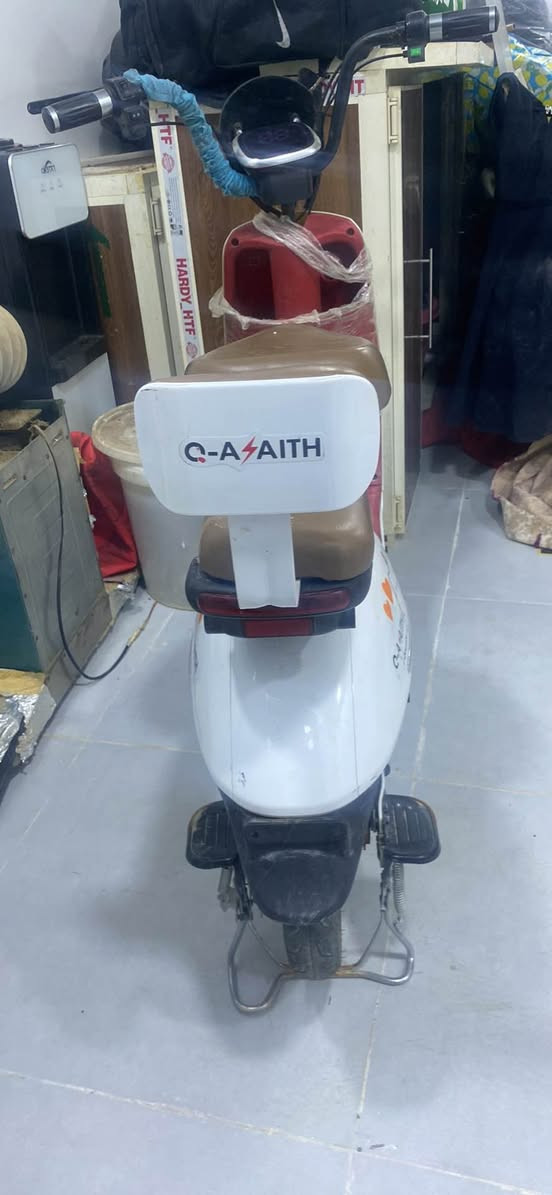 دراجه حلو اسمها ١٤ سعرها ٣٠٠الف دراجه حلو وسرعتها ٦٠حقيقي مو مال تفليق أنا الدراجه ما أريده أبيعها بس لان نريد نشيل أطريت أبيعها الي يريدها هذا الرقم***********  سعرها 300قفل الي يريدها يرأسني مديل ٢٠٢٥ Singapore
