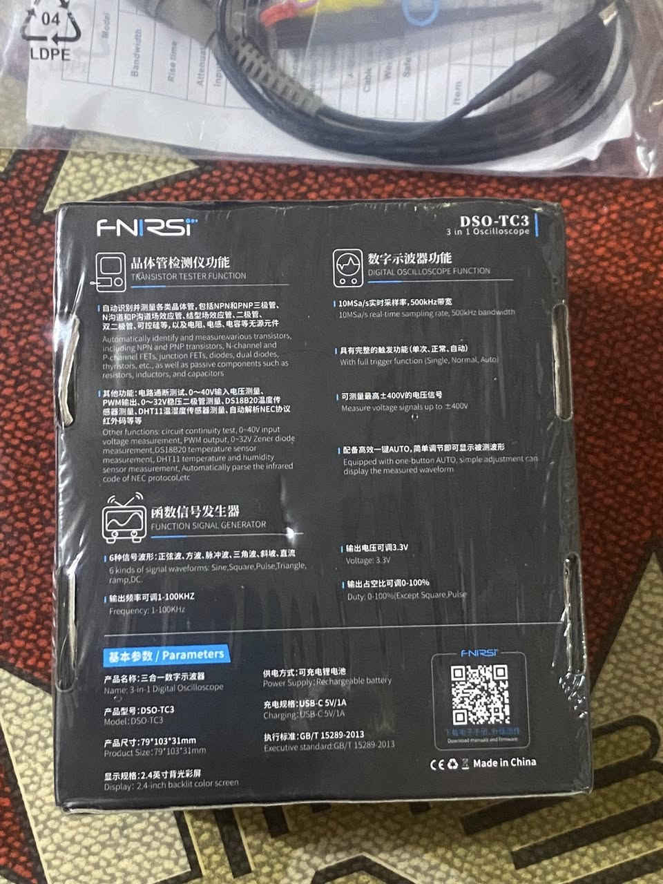 هذا الجهاز هو راسم ذبذبات رقمي محمول من ماركة FNIRSI، موديل DSO-TC3.يعتبر جهازًا 3 في 1 يجمع بين راسم ذبذبات، وفاحص مكونات إلكترونية، ومولد إشارة.يتميز بشاشة ملونة وأزرار تحكم مدمجة، 
اعله سعر ابيع  ***********
