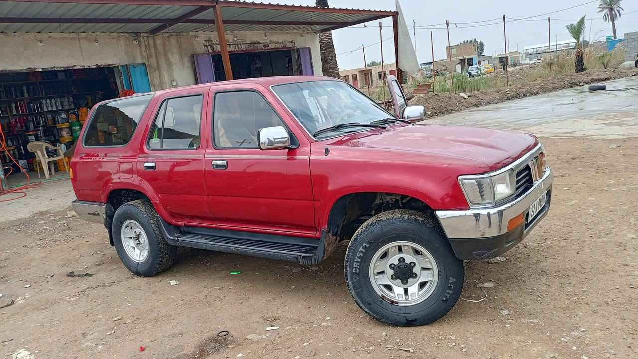 سلام عليكم ورحمة الله وبركاته 
للبيع ToYoTA /6v فورنر بلاديه السياره وضع الشركه كلها بلاد ماعده الجاملغ الأمامي مبدل محرك لوك جديد كير جديد تايرات جدد حداديه حلوه رقم دولي 22 شماليه راعيه موجود بالرفاعي السعر 60 مجال قليل مكلف بالنشر رقم صاحب السياره ***********/***********
