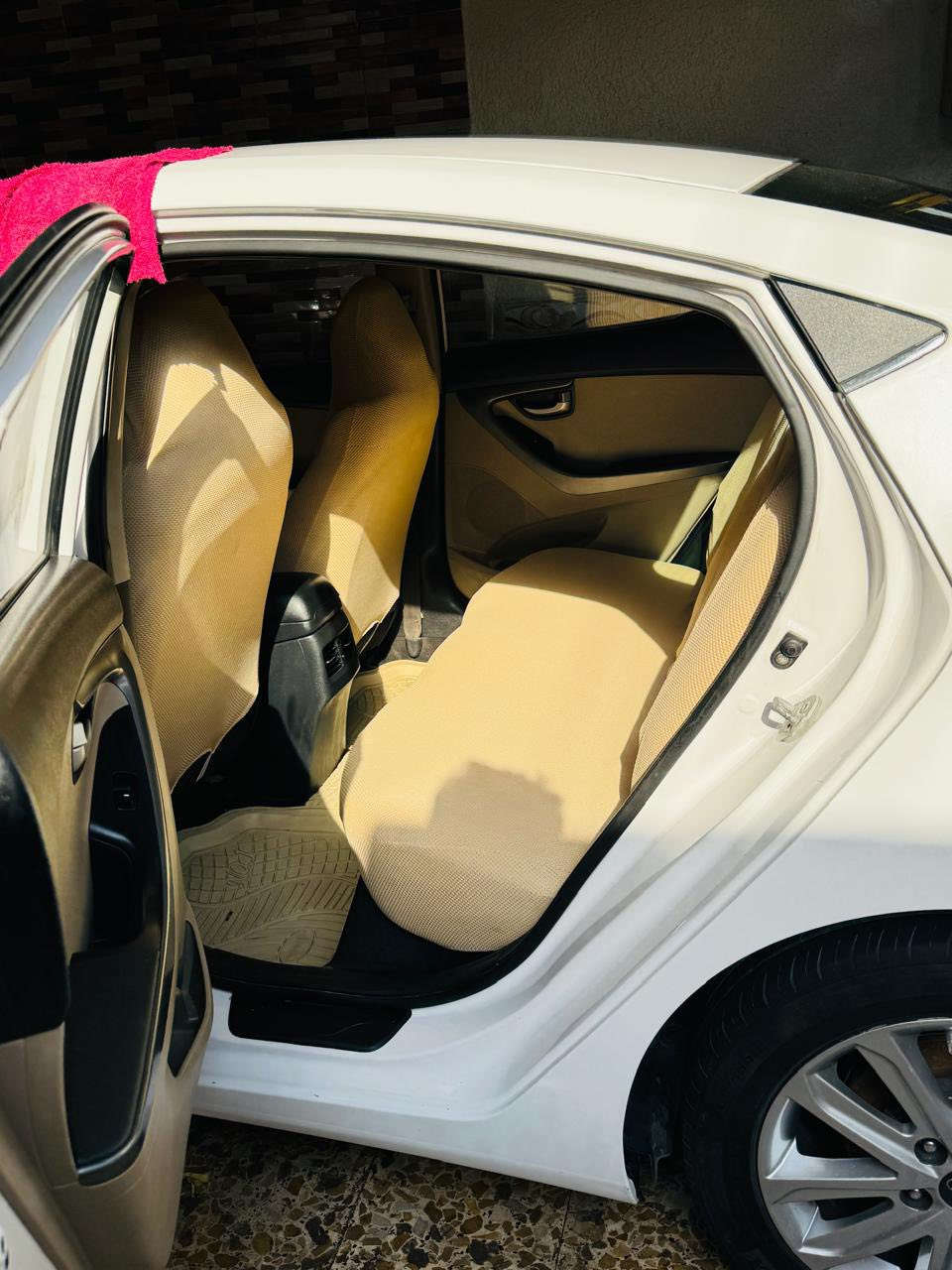 السلام عليكم 
النترا خليجي موديل 2016 مكفوله  من الصبغ والتبديل 
فتحة 
اشاير بالمري مع مري شفط
تبريد قطعتين
شاشة وكامرة 
لد أمامي 
السعر  اتصل ع الرقم 
***********
العنوان  ميسان
