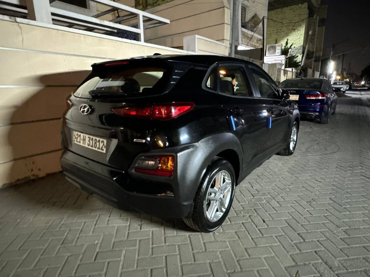 سلام عليكم للبيع هونداي كوناً نظيفة جداً موديل 2021السياره  بدون ضرر تقريرها كلين تايتل بس دعاميه اماميه فقط والسونار بل منشور واضح محرك كير حداديه كلها تمام بدون نقص داخل مغلف للحفاظ عليها لدامامي ويلكب تقفيل مركزي كير اوتو شاشه كامرا خلفيه تحكم مقود ردار امامي خلفي تحديد مسار ماشيه 32ميل رقم إنكليزي سليمانيه بااسمنه تحويل مباشر حجم المحرك 2,000 دوش وكيرATM السعر 138$وبيها مجال حك الجيه شي بسيط للأستفسار الاتصال على الرقم ***********
