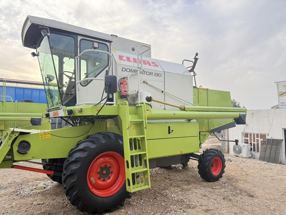 بسم الله الرحمن الرحيم 
البيع حاصده كلاص موديل(2018 )جديد جد على وضع الشركة 
رقم انبار السنفسار(***********)واسط الزبيدية ￼
