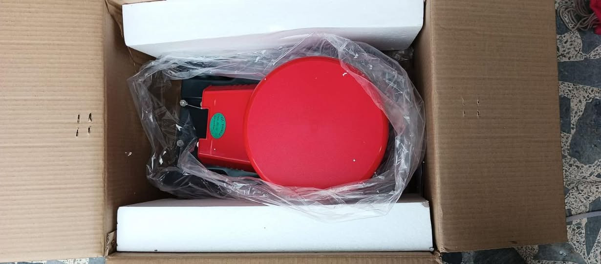 مكتب حسين الزهيري  للملمعات المرمر وجلايات التلميع 
  

يتوفر جلاية تنظيف وتلميع ارضيات المرمر والبورسلين 

1️⃣ يوجد حجر جلاية موقعي
2️⃣ لباد جلاية خشن وناعم 
3️⃣ شفرة تنظيف ارضيات ام الموس الي يتبدل 
4️⃣ملمعات المرمر 
5️⃣بودرة التلميع الايطالية للمرمر
6️⃣منظفات السيراميك والبورسلين 
7️⃣جلاية تنظيف 
8️⃣حجر دايموند 

العنوان / بغداد الجديدة الشارع العام  خلف مطعم جبار ابو الشربت
 للاستفسار 
***********
***********
