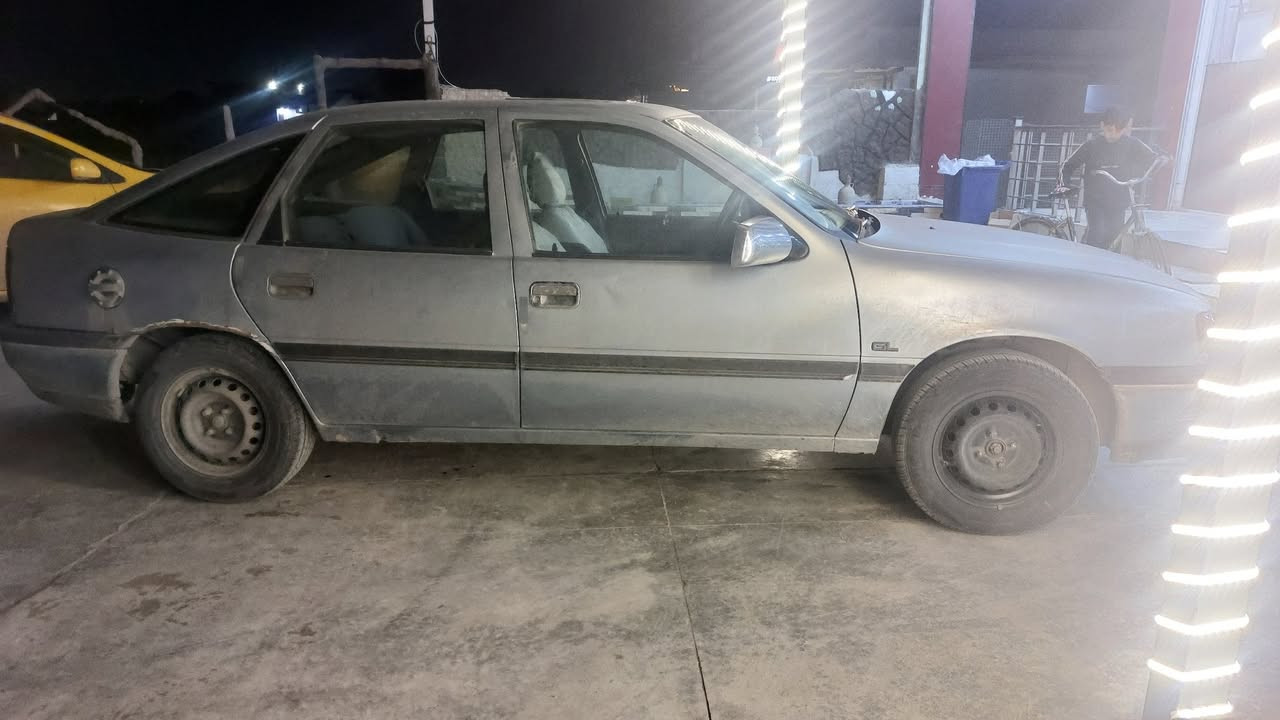 وبل فكترا محرك 16 قيش عريض كير عادي موديل90 موصفات سقف سلايت باور قفل مركزي رقم كركوك مشروع وطني  بي كوبون بانزين كول على بلاد بدون صبغ سعر 30بي مجال اشواي شرط تحويل  رقم موبايل ***********
