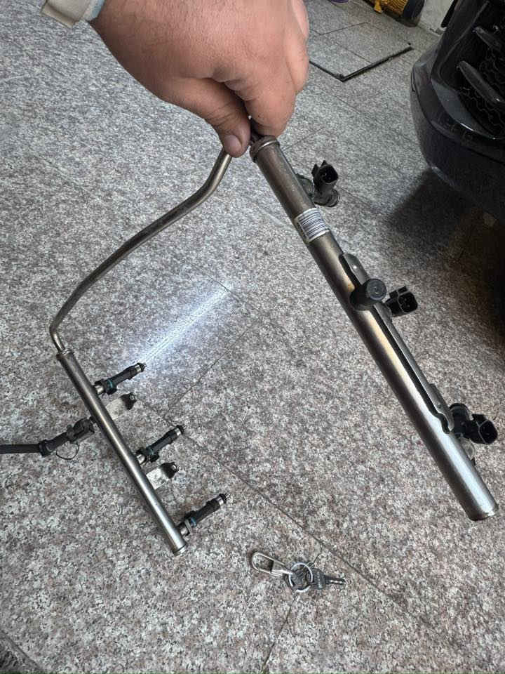 السلام  عليكم  عندي  غراض  جيب  للبيع
مسطرة  نوزلات  
  وشريط  استيرن 
اي استفسار هذا رقمي ***********
